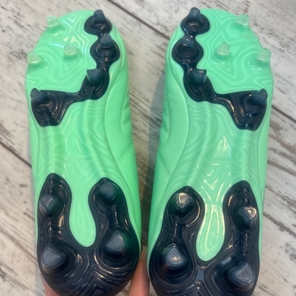 Brooman Kids Soccer Cleats Green & Navy Size 5 - Picture 13 of 16